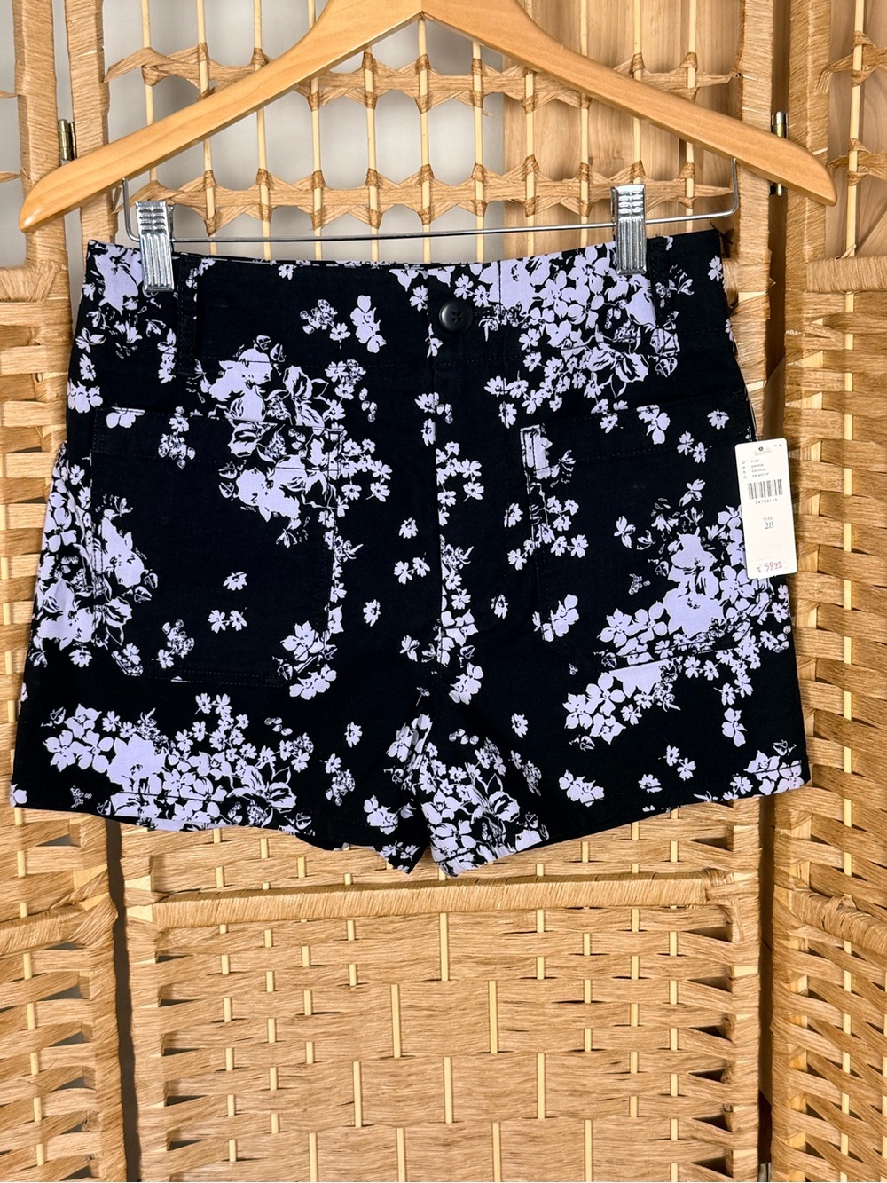 NWT Maeve The Colette Shorts Size 28 Black and Lavender Floral